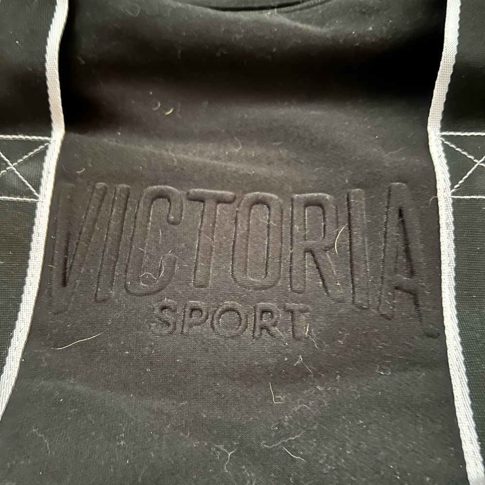 Black Victoria Sport Bag